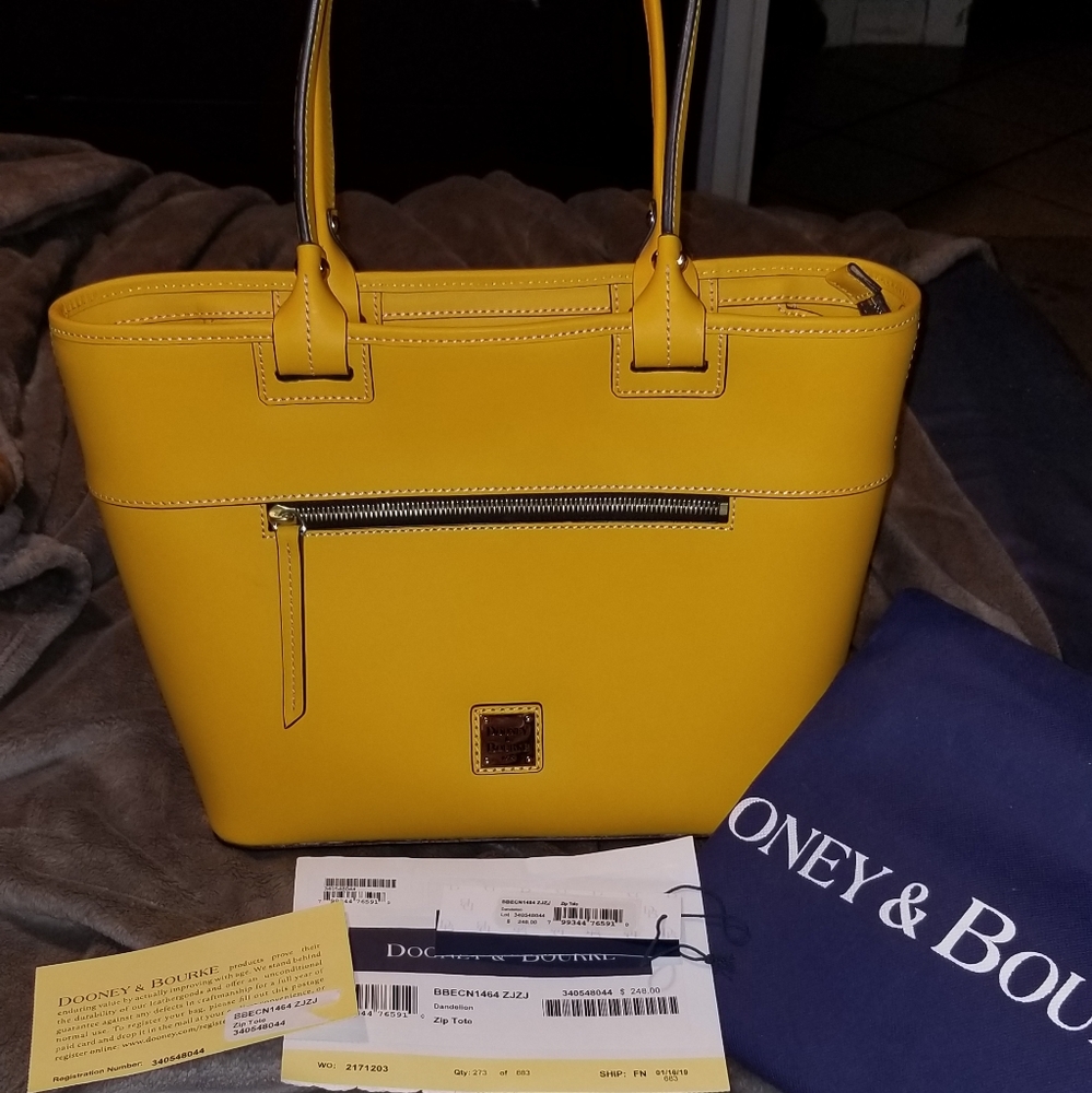 Dooney and Bourke Beacon Zip Tote